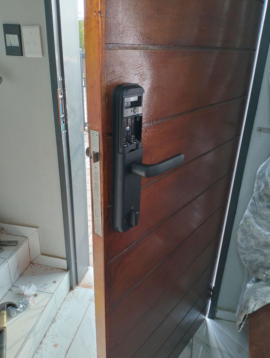 Yale smart lock installed on front door